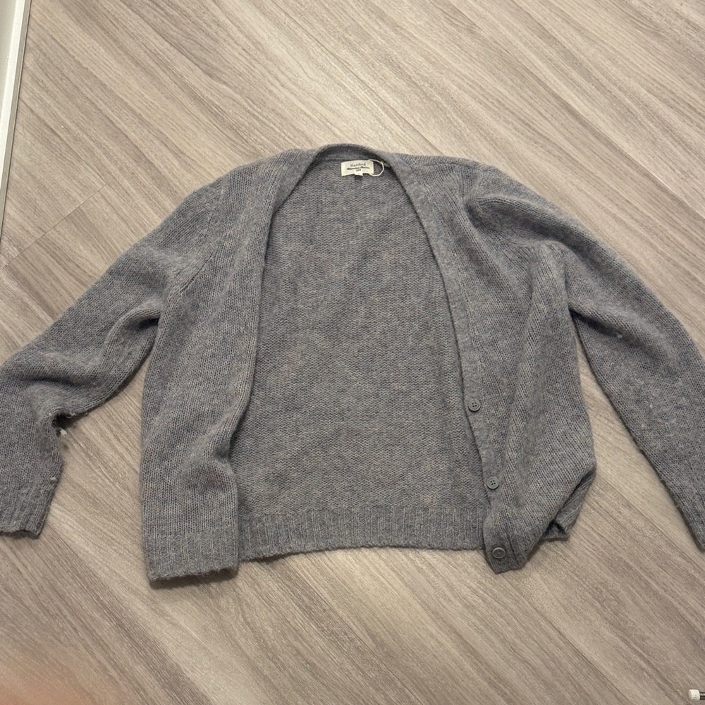 Hartford Thrifted Gray Women's Sweater
